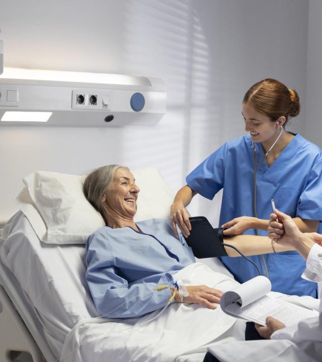 medium-shot-nurse-doctor-checking-patient_1_1_1920x1280 medium-shot-nurse-doctor-checking-patient_1_1_1920x1280
